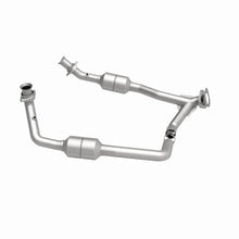 Load image into Gallery viewer, MagnaFlow Conv DF 00-03 Ford E150 5.4L - Additional View 15