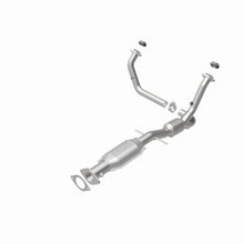 Load image into Gallery viewer, MagnaFlow Conv DF 00-04 Chevy S10 Pickup 4.3L 2WD A/T / 00-04 GMC Sonoma 4.3L 2WD A/T - Additional View 5
