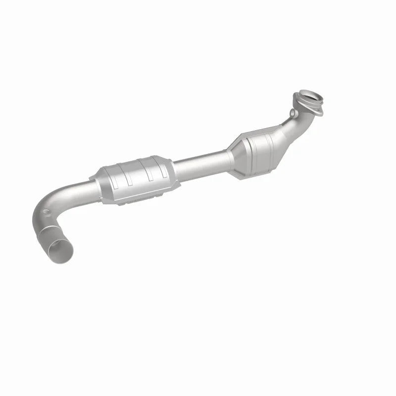 MagnaFlow Conv DF 00-04 Ford E150 4.6L D/S - Back View