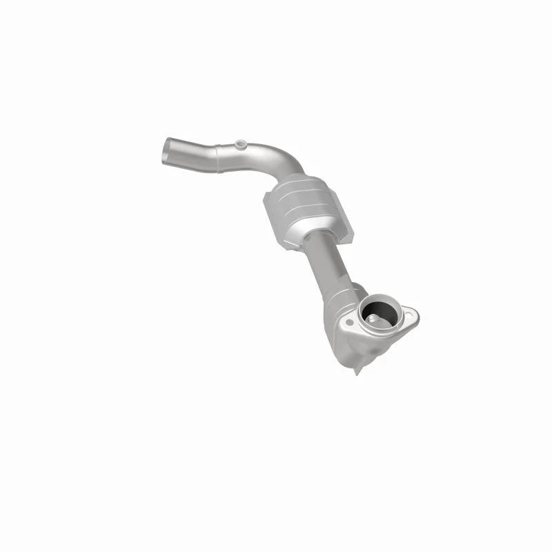 MagnaFlow Conv DF 00-04 Ford E150 4.6L Driver Side - Back View