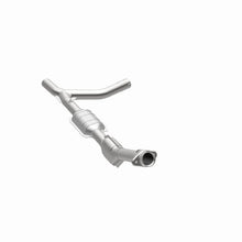 Load image into Gallery viewer, MagnaFlow Conv DF 00-04 Ford E150 4.6L Passenger Side - Additional View 8