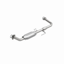 Load image into Gallery viewer, MagnaFlow Conv DF 00-04 Tundra 4.7L D/S OEM - Installation View