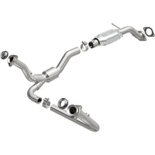 Load image into Gallery viewer, MagnaFlow Conv DF 00-05 Blazer 4WD 4.3L OEM - Main Product View