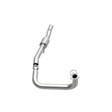 Load image into Gallery viewer, MagnaFlow Conv DF 00-06 Chevy/GMC D/S OEM - Back View