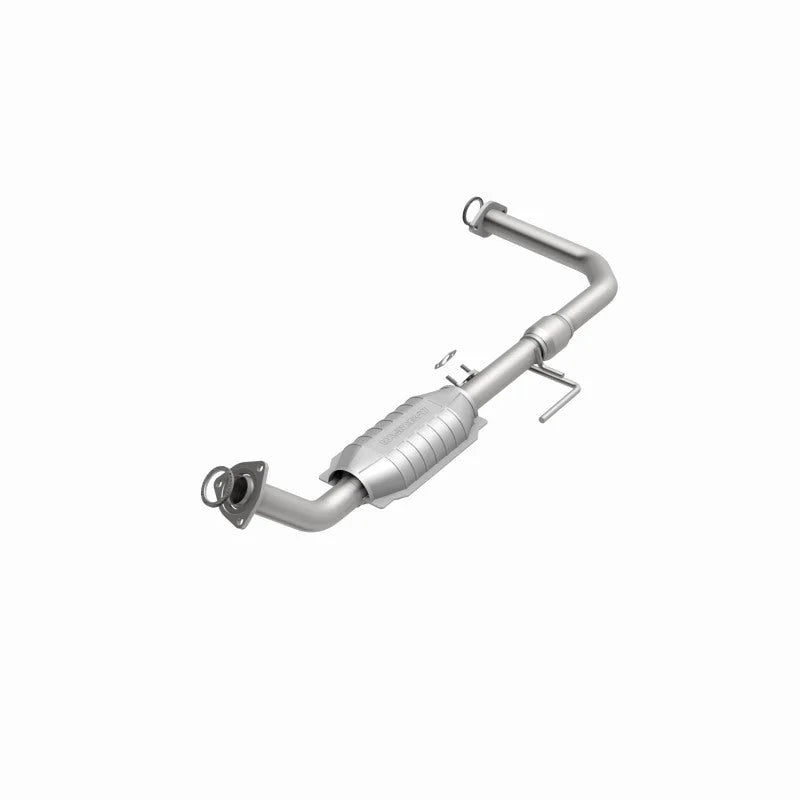 MagnaFlow Conv DF 00-8/04 Toyota Tundra 4.7L D/S Front - Installation View