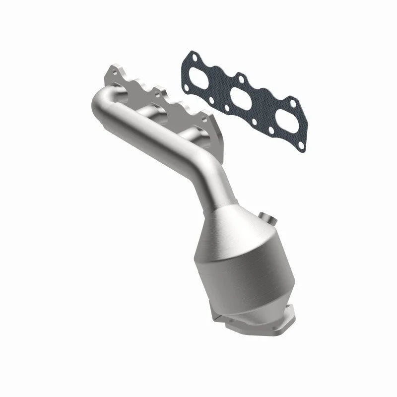MagnaFlow Conv DF 00 Suzuki Grand Vitara 2.5L - Back View