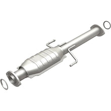 Load image into Gallery viewer, MagnaFlow Conv DF 01-02 Tacoma CC-SB 3.4L 4w - Main Product View