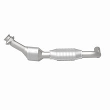 Load image into Gallery viewer, MagnaFlow Conv DF 01-03 Ford E150 4.2L D/S - Additional View 5