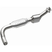 Load image into Gallery viewer, MagnaFlow Conv DF 01-03 Ford E150 4.2L D/S - Additional View 15