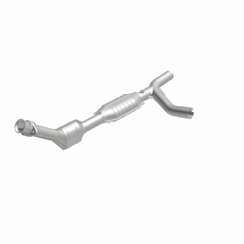 MagnaFlow Conv DF 01-03 Ford E150 4.2L P/S - Installation View