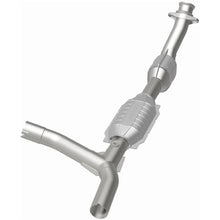 Load image into Gallery viewer, MagnaFlow Conv DF 01-03 Ford E150 4.2L P/S - Additional View 16