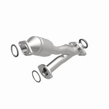 Load image into Gallery viewer, MagnaFlow Conv DF 01-03 Highlander 3L rr OEM - Additional View 11