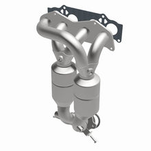 Load image into Gallery viewer, MagnaFlow Conv DF 01-03 Toyota Rav4 2.0L L4 - Back View