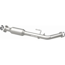 Load image into Gallery viewer, MagnaFlow Conv DF 01-03 Toyota Sienna 3.0L re - Additional View 10