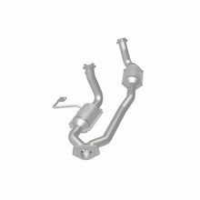 Load image into Gallery viewer, MagnaFlow Conv DF 01-03 Windstar 3.8 OEM - Back View