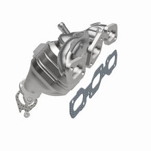 Load image into Gallery viewer, MagnaFlow Conv DF 01-04 Escape 3.0 rear manif - Back View
