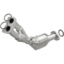 Load image into Gallery viewer, MagnaFlow Conv DF 01-04 Toyota Tacoma Front 2.7L - Side View