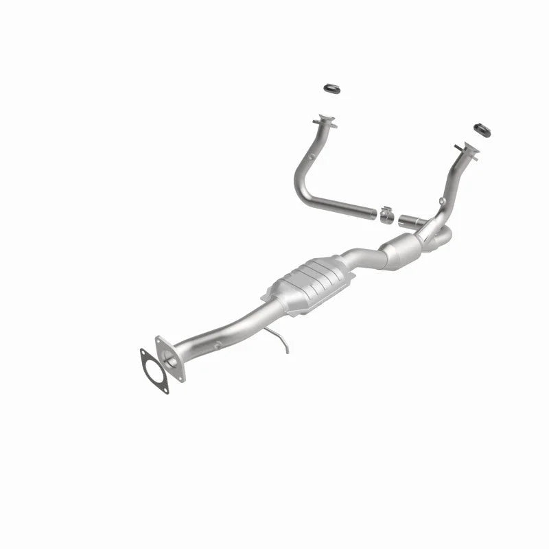MagnaFlow Conv DF 01-05 Chevy Blazer 4.3L 4WD - Back View