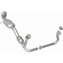 Load image into Gallery viewer, MagnaFlow Conv DF 01-05 Chevy Blazer 4.3L 4WD - Additional View 6