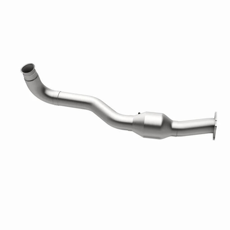 MagnaFlow Conv. DF 01-05 GM Silv/Sierra 6.6L - Installation View