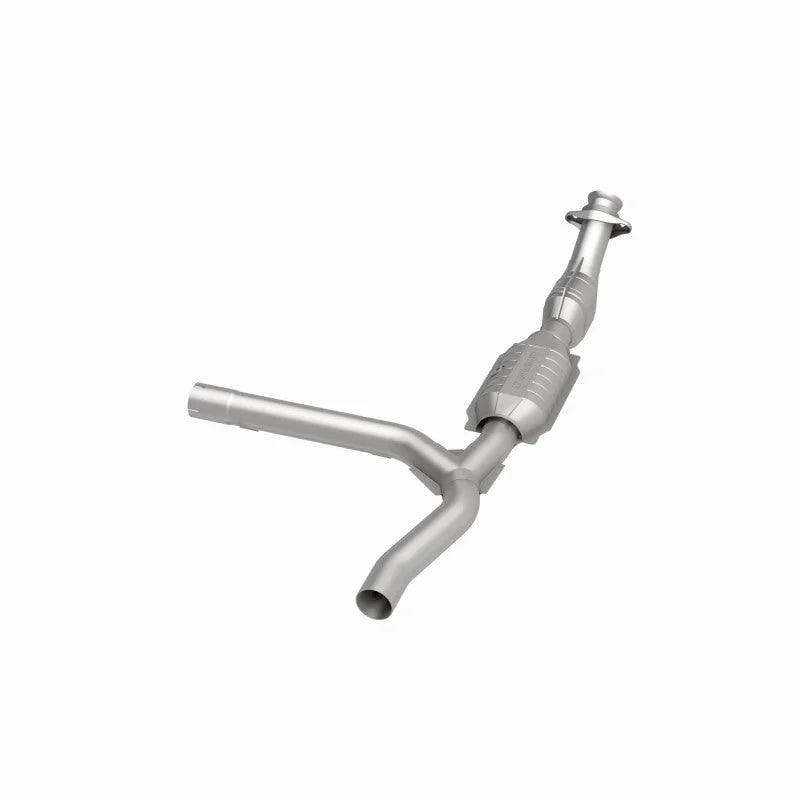 MagnaFlow Conv DF 01 Ford F-150 4.2L - Back View