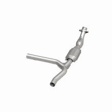 Load image into Gallery viewer, MagnaFlow Conv DF 01 Ford F-150 4.2L - Back View