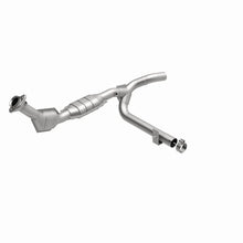 Load image into Gallery viewer, MagnaFlow Conv DF 01 Ford F150 5.4L - Additional View 15