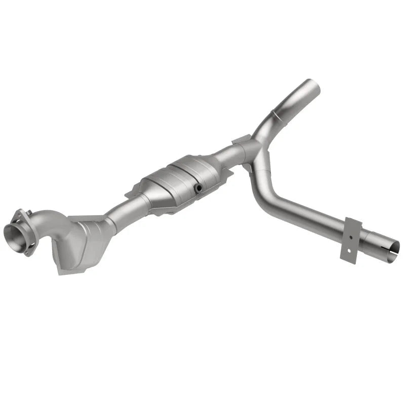 MagnaFlow Conv DF 01 Ford Trucks 4.6L - Side View