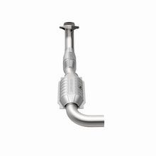 Load image into Gallery viewer, MagnaFlow Conv DF 01 Ford Trucks 4.6L - Additional View 5