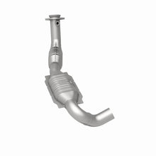 Load image into Gallery viewer, MagnaFlow Conv DF 01 Ford Trucks 4.6L - Additional View 8