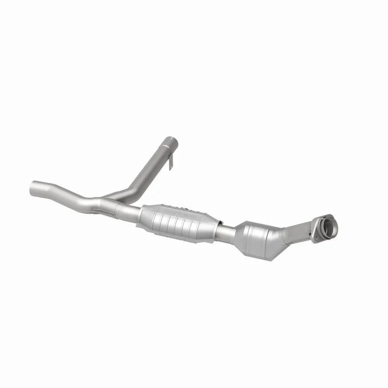 MagnaFlow Conv DF 01 Ford Trucks 4.6L - Installation View