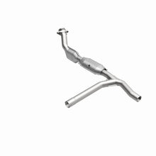 Load image into Gallery viewer, MagnaFlow Conv DF 01 Ford Trucks 4.6L - Additional View 9