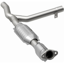 Load image into Gallery viewer, MagnaFlow Conv DF 01 Ford Trucks 4.6L - Additional View 13