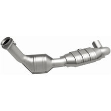 Load image into Gallery viewer, MagnaFlow Conv DF 01 Ford Trucks 4.6L - Additional View 13