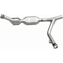 Load image into Gallery viewer, MagnaFlow Conv DF 01 Ford Trucks 5.4L - Additional View 13