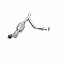 Load image into Gallery viewer, MagnaFlow Conv DF 01 Ford Trucks 5.4L - Additional View 6