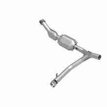 Load image into Gallery viewer, MagnaFlow Conv DF 01 Ford Trucks 5.4L - Additional View 10