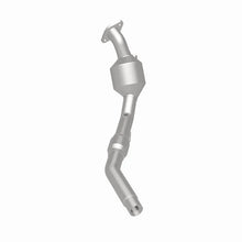Load image into Gallery viewer, MagnaFlow Conv DF 02-03 Freelander 2.5L - Back View