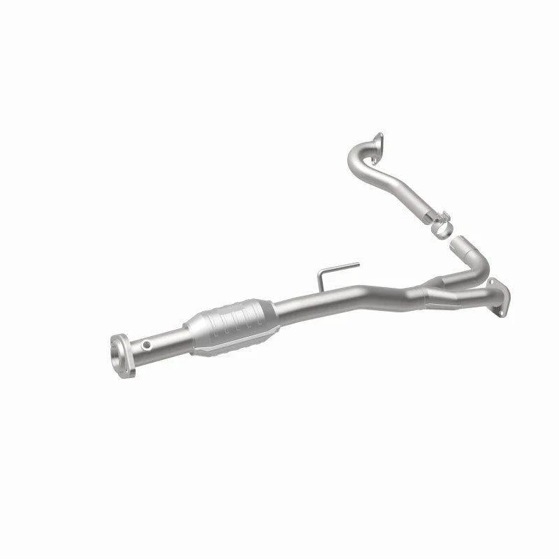 MagnaFlow Conv DF 02-03 Jeep Liberty 3.7 OEM - Installation View