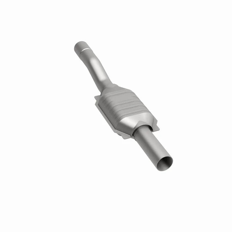 MagnaFlow Conv DF 02-04 Jeep GC 4.0L Rear - Installation View