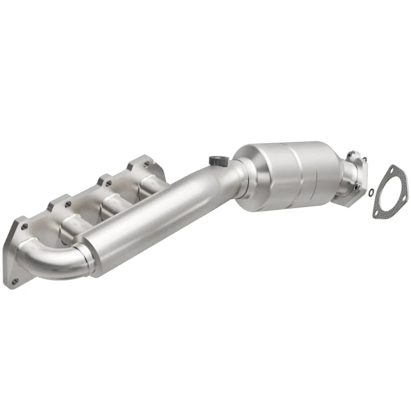 MagnaFlow Conv DF 02-04 VW Passat 4.0L - Main Product View
