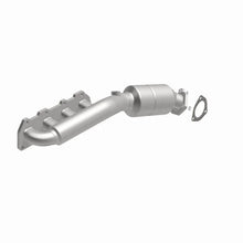 Load image into Gallery viewer, MagnaFlow Conv DF 02-04 VW Passat 4.0L - Back View