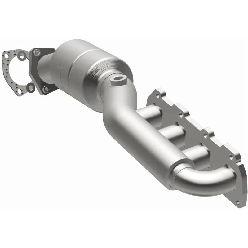 MagnaFlow Conv DF 02-04 VW Passat 4.0L - Additional View 6