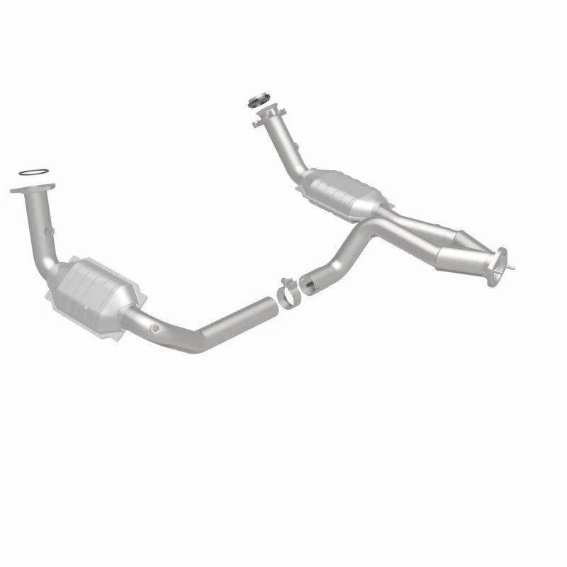 MagnaFlow Conv DF 02-06 Cadillac Escalade / 02-06 Chevy Avalanche 5.3L Dual Conv Y-Pipe Assembly 2WD - Back View