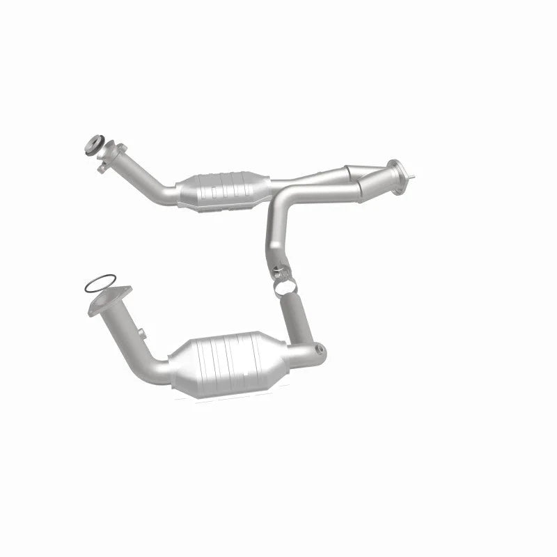 MagnaFlow Conv DF 02-06 Cadillac Escalade / 02-06 Chevy Avalanche 5.3L Dual Conv Y-Pipe Assembly 2WD - Additional View 5