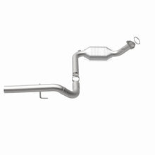 Load image into Gallery viewer, MagnaFlow Conv DF 02-06 Cadillac Escalade / 02-06 GM Yukon (Inc Denali)  6.0L D/S - Additional View 11