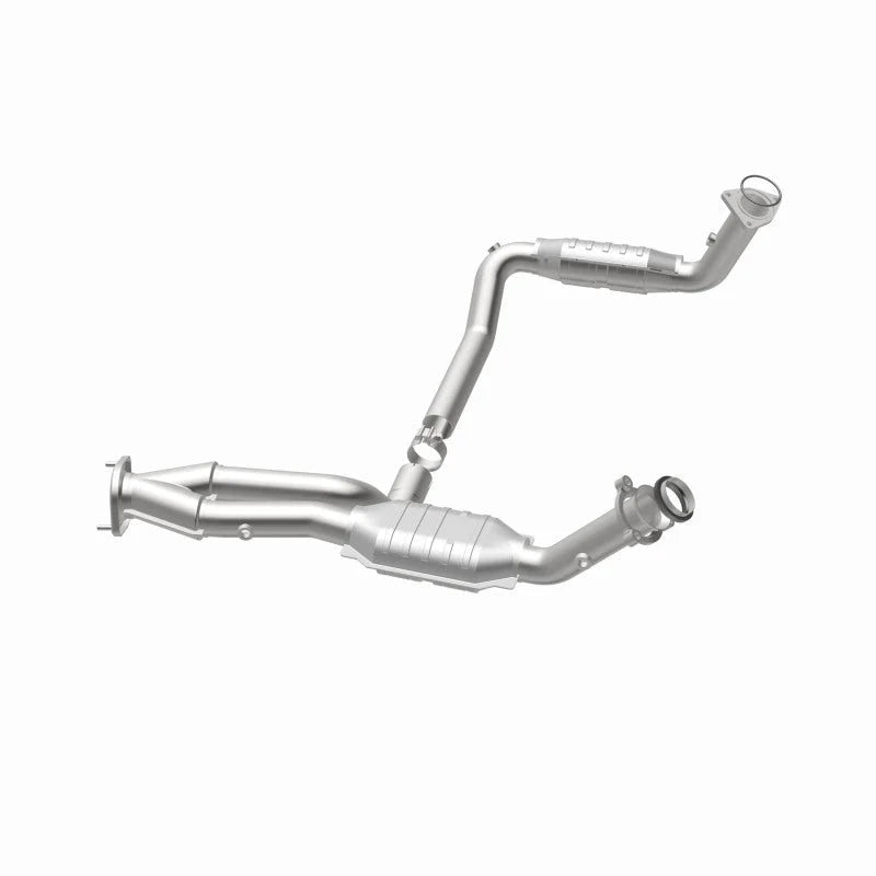 MagnaFlow Conv DF 02-06 Cadillac Truck. 8 5.3L Dual Conv. Y-Pipe Assy 2wd/Chevy Truck 99-07 - Side View