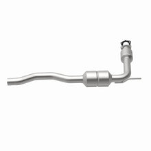 Load image into Gallery viewer, MagnaFlow Conv DF 02 Volkswagen Eurovan 2.8L - Additional View 7