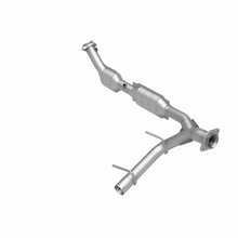 Load image into Gallery viewer, MagnaFlow Conv DF 03-04 Exped 4.6L Passenger Side OEM - Installation View