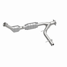 Load image into Gallery viewer, MagnaFlow Conv DF 03-04 Exped 4.6L Passenger Side OEM - Additional View 6